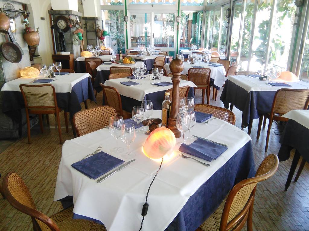 Ristorante Hotel Mira Sestri Levante Exterior photo